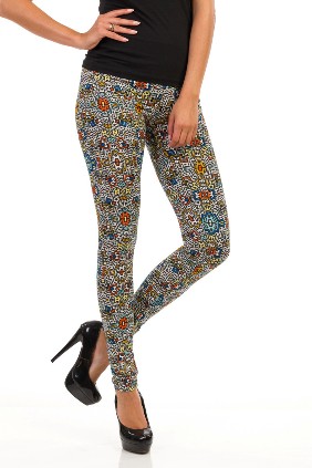 oživit šatník můžete i legínami; zdroj: emoshop.iai-shop.com