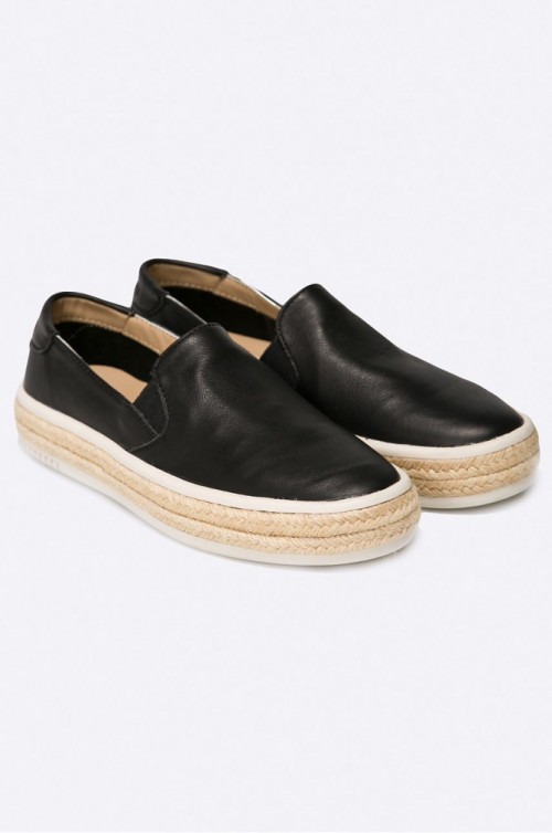 Espadrilky jako základní jarní výbava, autor: answear.cz