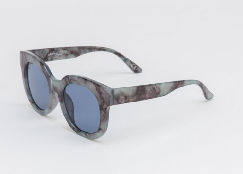 Jeepers Peepers Grey Tort BlueLens Sunglasses